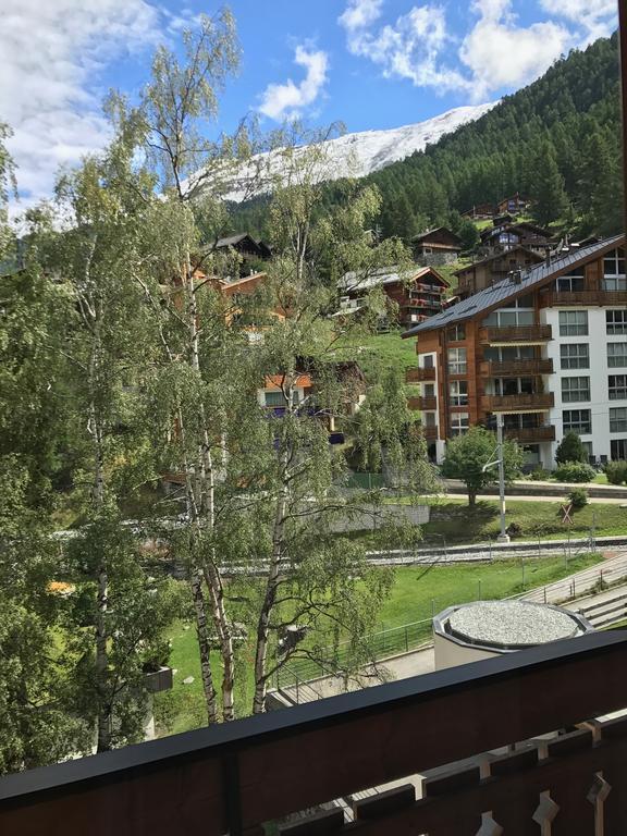 Chalet Guggenbiel Zermatt Exterior photo